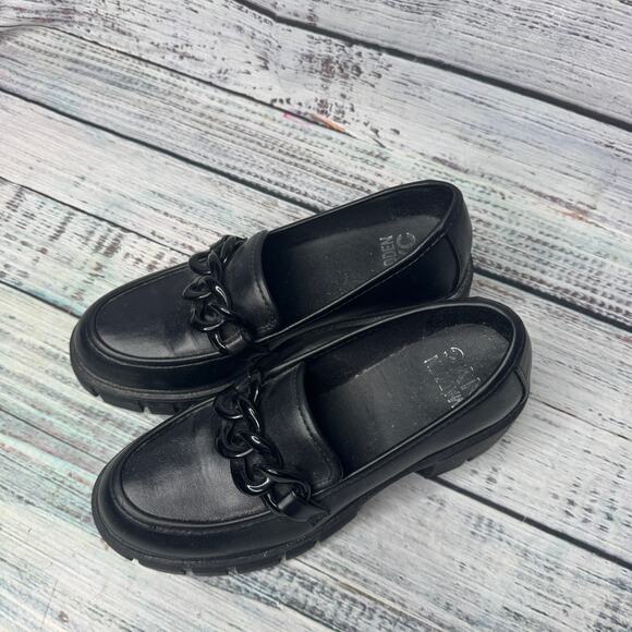 Steve Madden NYC Black Chunky Loafers Platform Lug Sole Chain Detail 6 - Picture 2 of 4